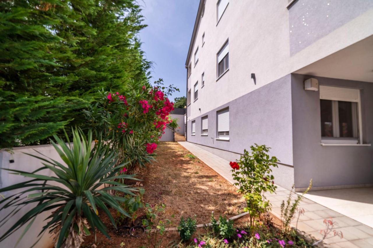 Apartments Adriana Póla Kültér fotó